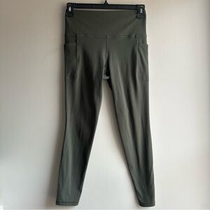 Athleta Salutation Stash Pocket II 7/8 Legging Medium TALL